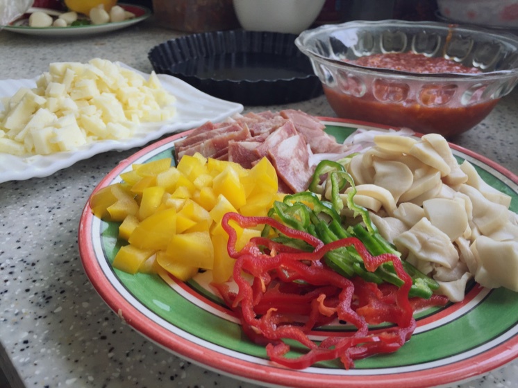 厚底鲜虾培根披萨