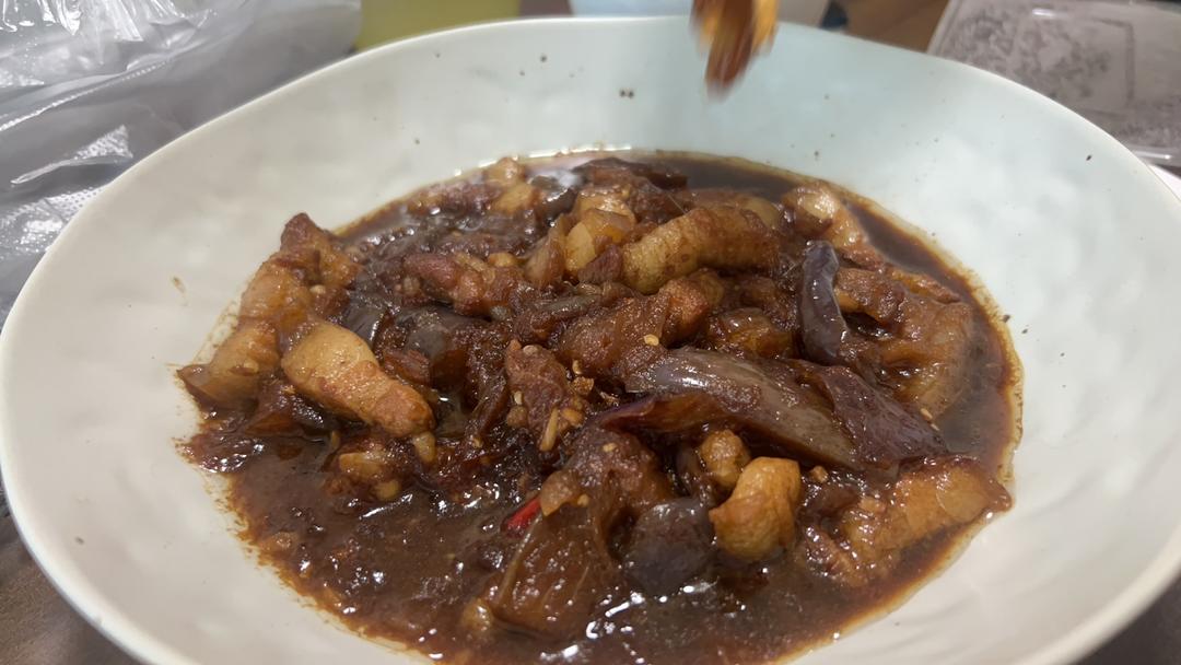 茄泥烧肉拌饭（一口气能吃三碗）