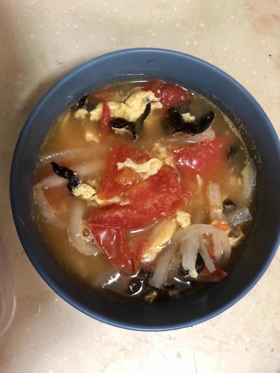 秋后补亏—白萝卜番茄汤