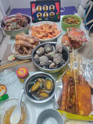 聚会/清蒸海鲜螃蟹辣炒海螺的做法 步骤10