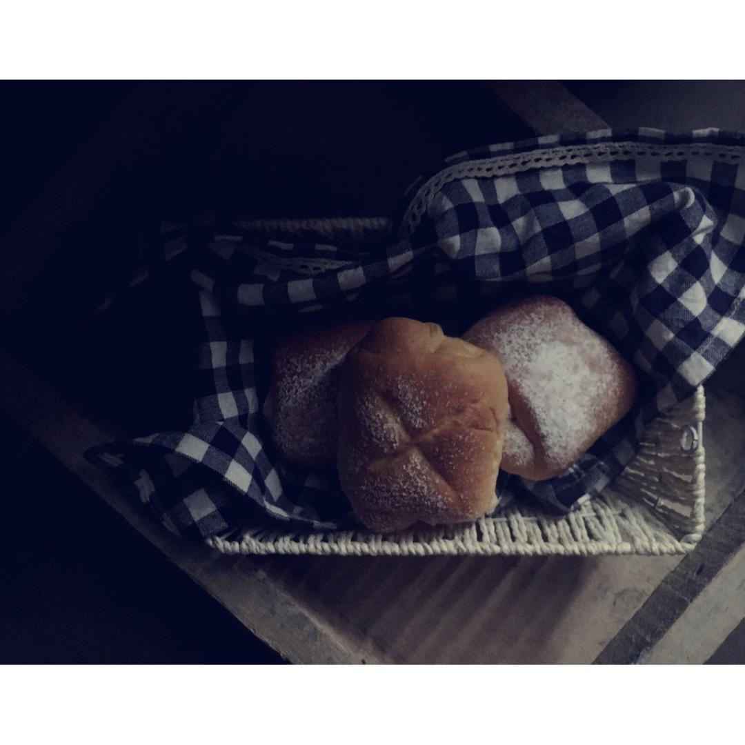 软到不知所措的牛奶卷