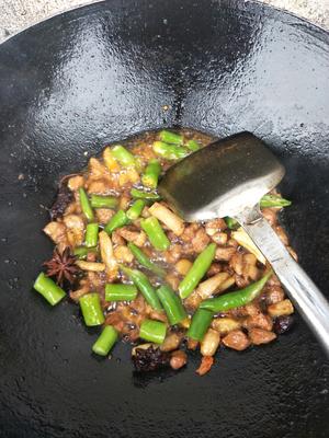 四季豆烧肉的做法 步骤6