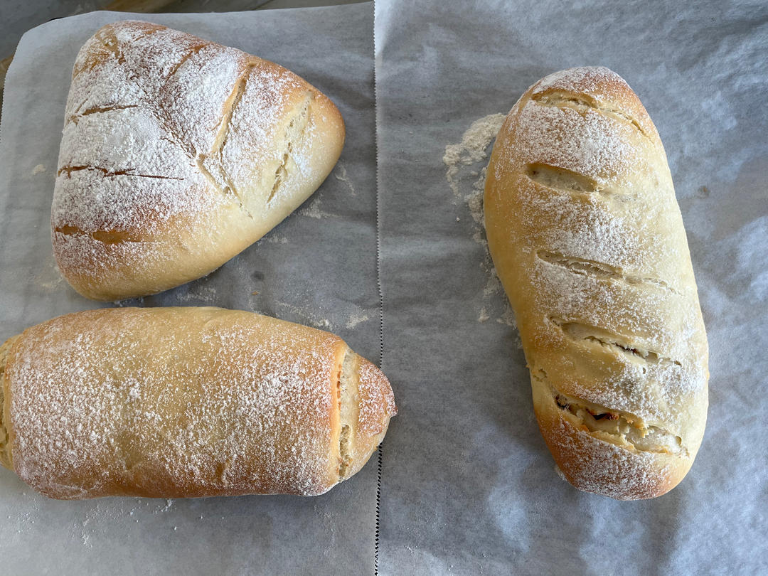 内心柔软的蔓越莓芝士软欧包