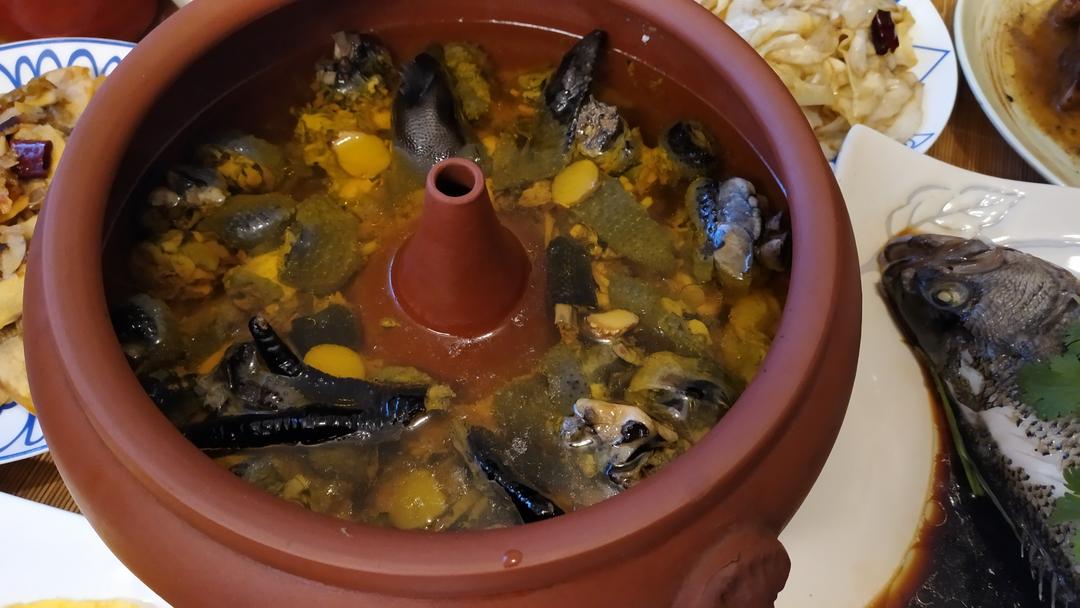 昆明汽锅鸡（建水汽锅）的做法