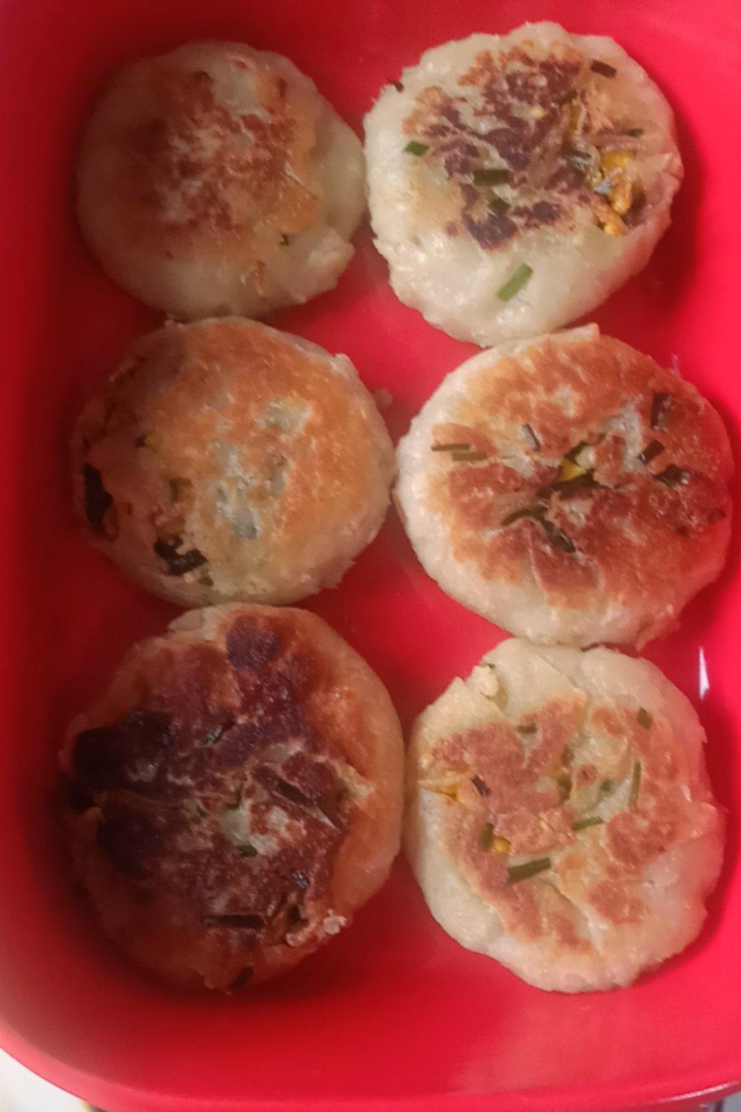 皮薄馅大～韭菜鸡蛋饼