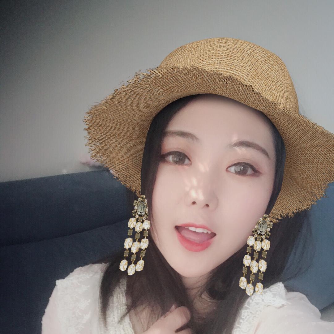啊呜呦吼