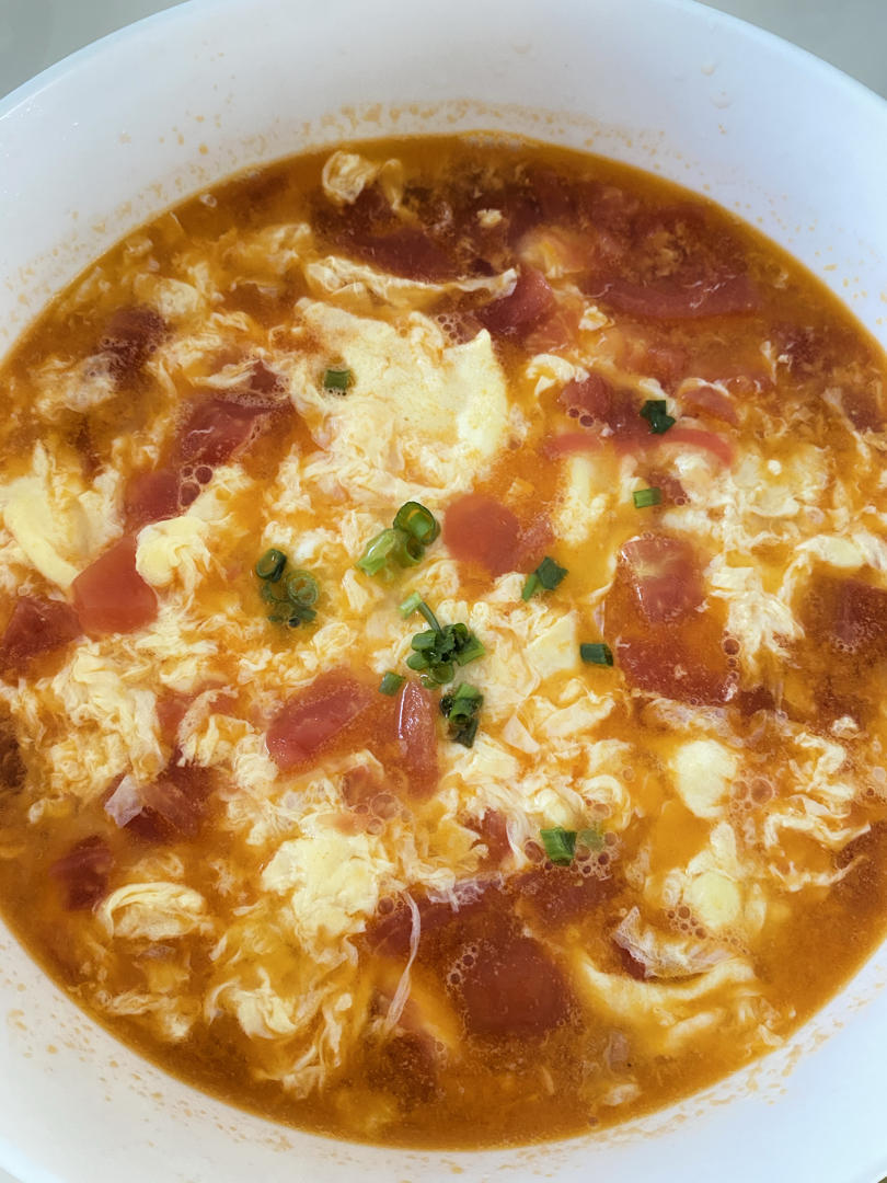 【跟我做不会错】简单又好喝的西红柿鸡蛋汤，家常又营养哦