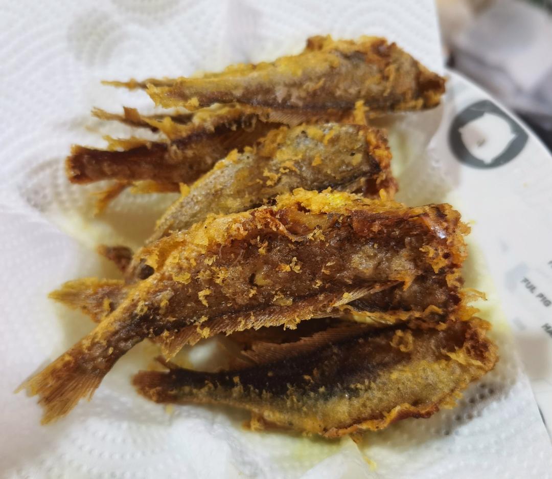 酥炸小黄花鱼