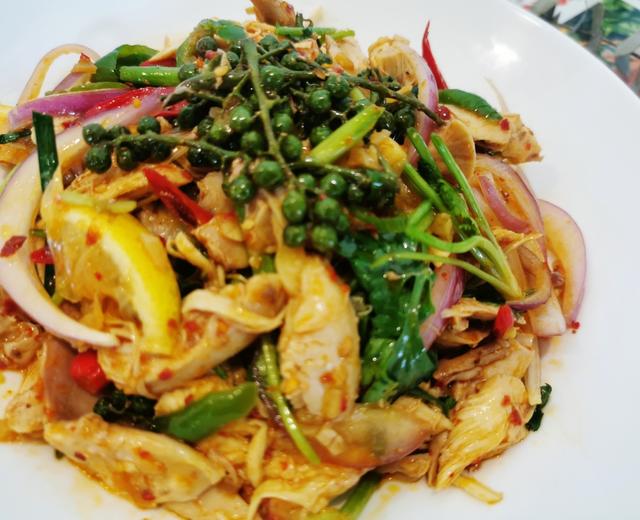 夏天就吃-藤椒手撕鸡的做法