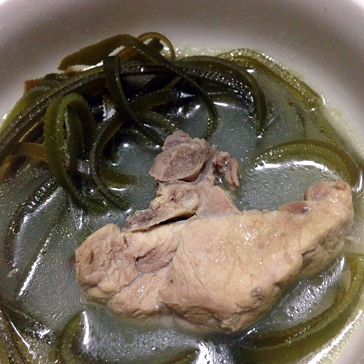 排骨海带汤
