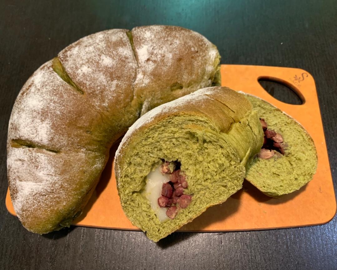 抹茶麻薯红豆软欧包