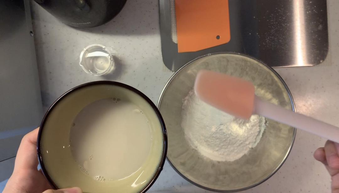 纯奶手撕吐司的做法 步骤1