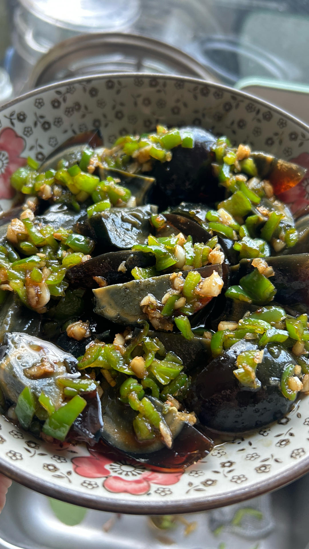 青椒皮蛋（开胃凉拌菜）