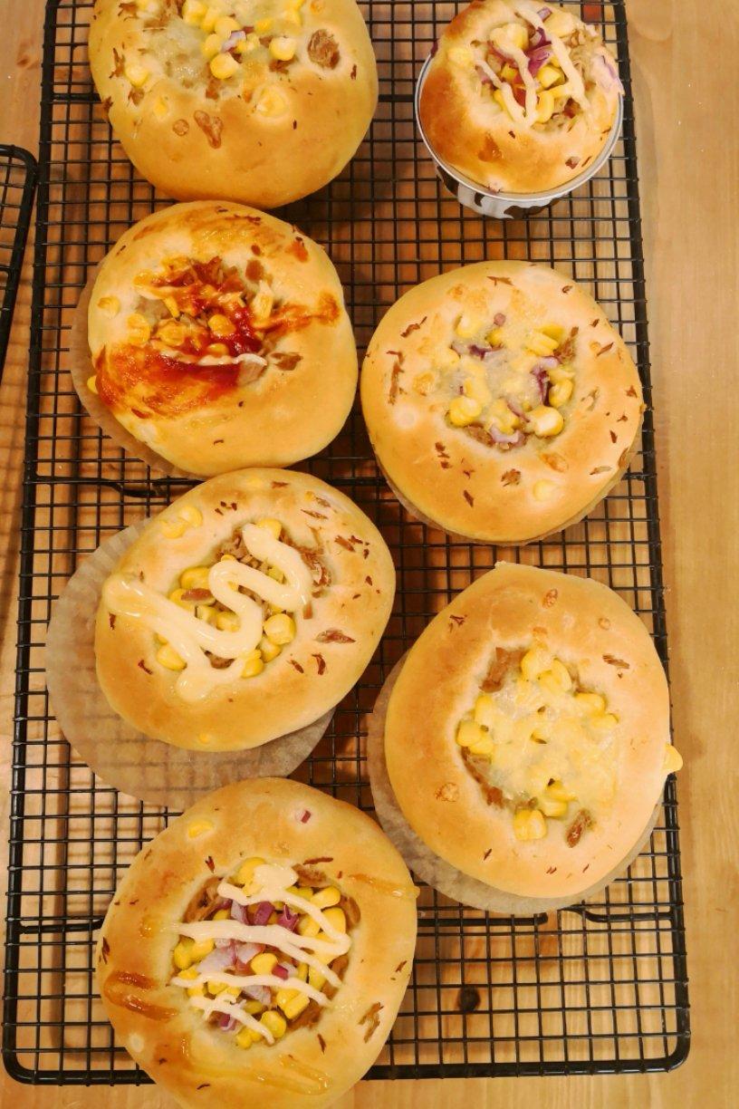 金枪鱼玉米面包