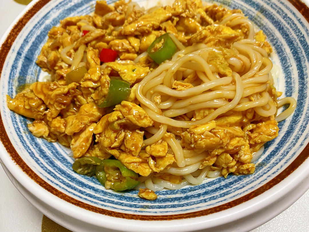超简单鸡蛋酱拌面