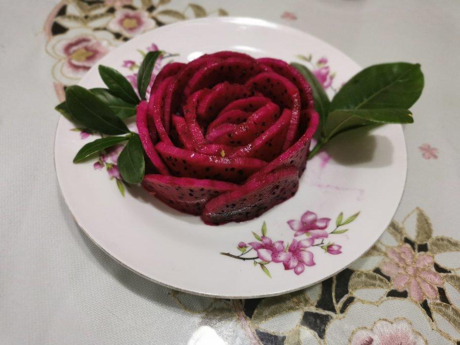 红心火龙果玫瑰花芒果牛油果玫瑰花果盘摆盘(视频更新)