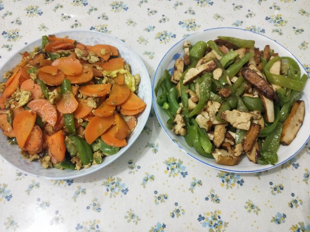 青椒炒香干