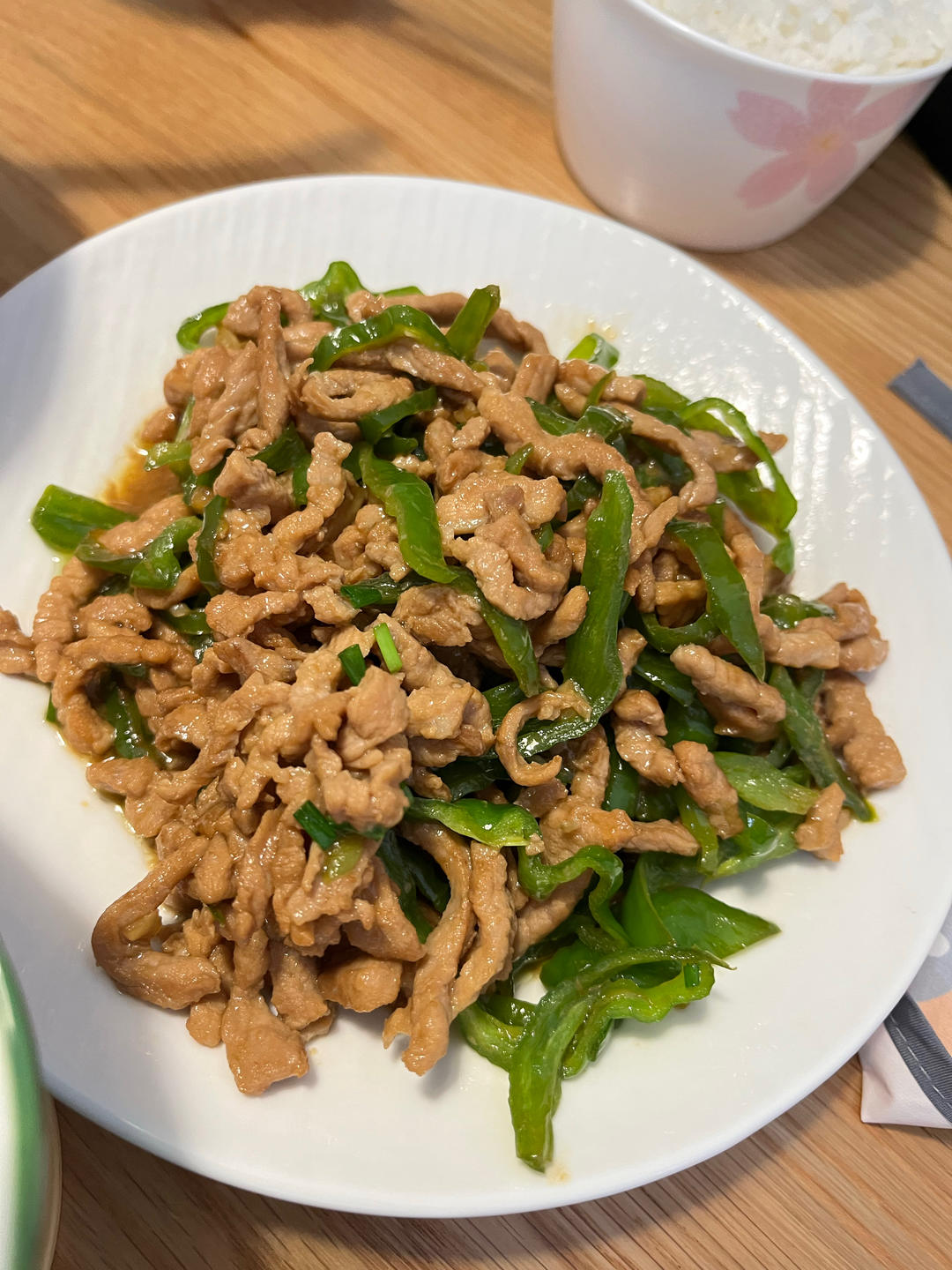 青椒炒肉丝