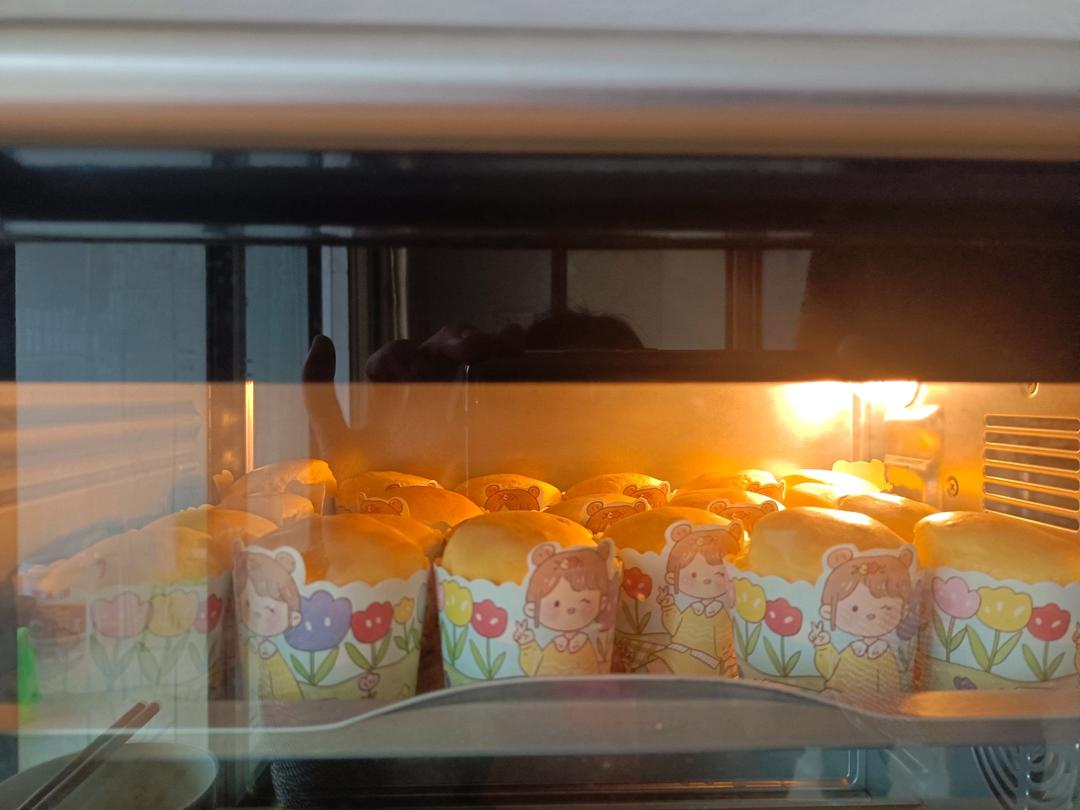 纸杯蛋糕 8寸戚风蛋糕的量