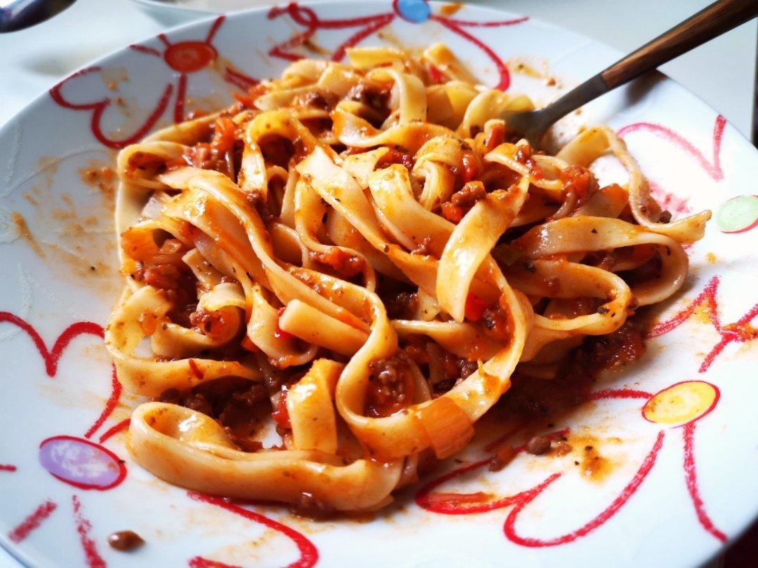 ragù alla bolognese 意式肉酱面