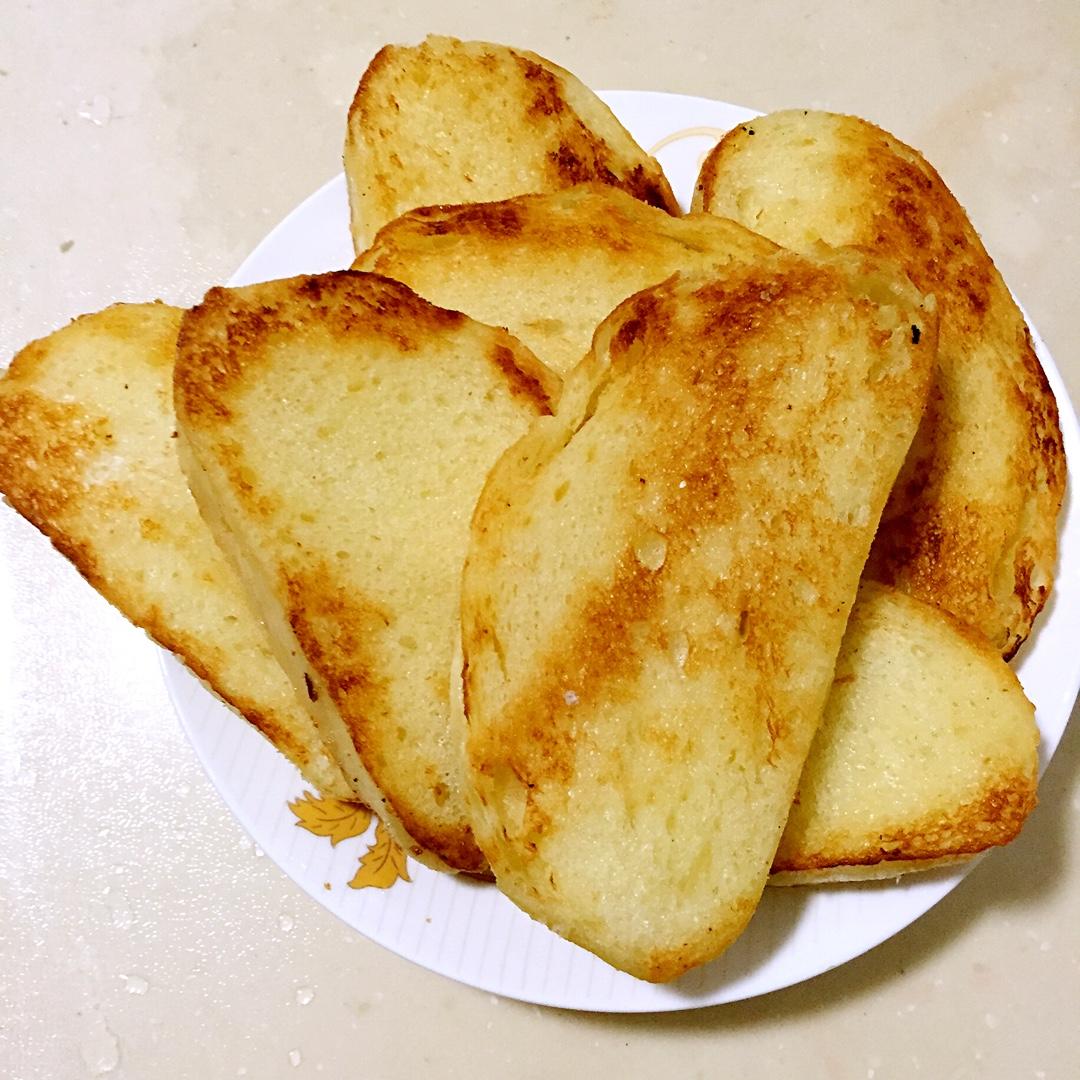 紫贝壳_521做的鸡蛋煎馒头片