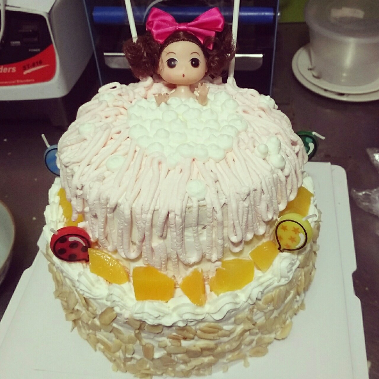 详细步骤制作泡泡浴娃娃蛋糕