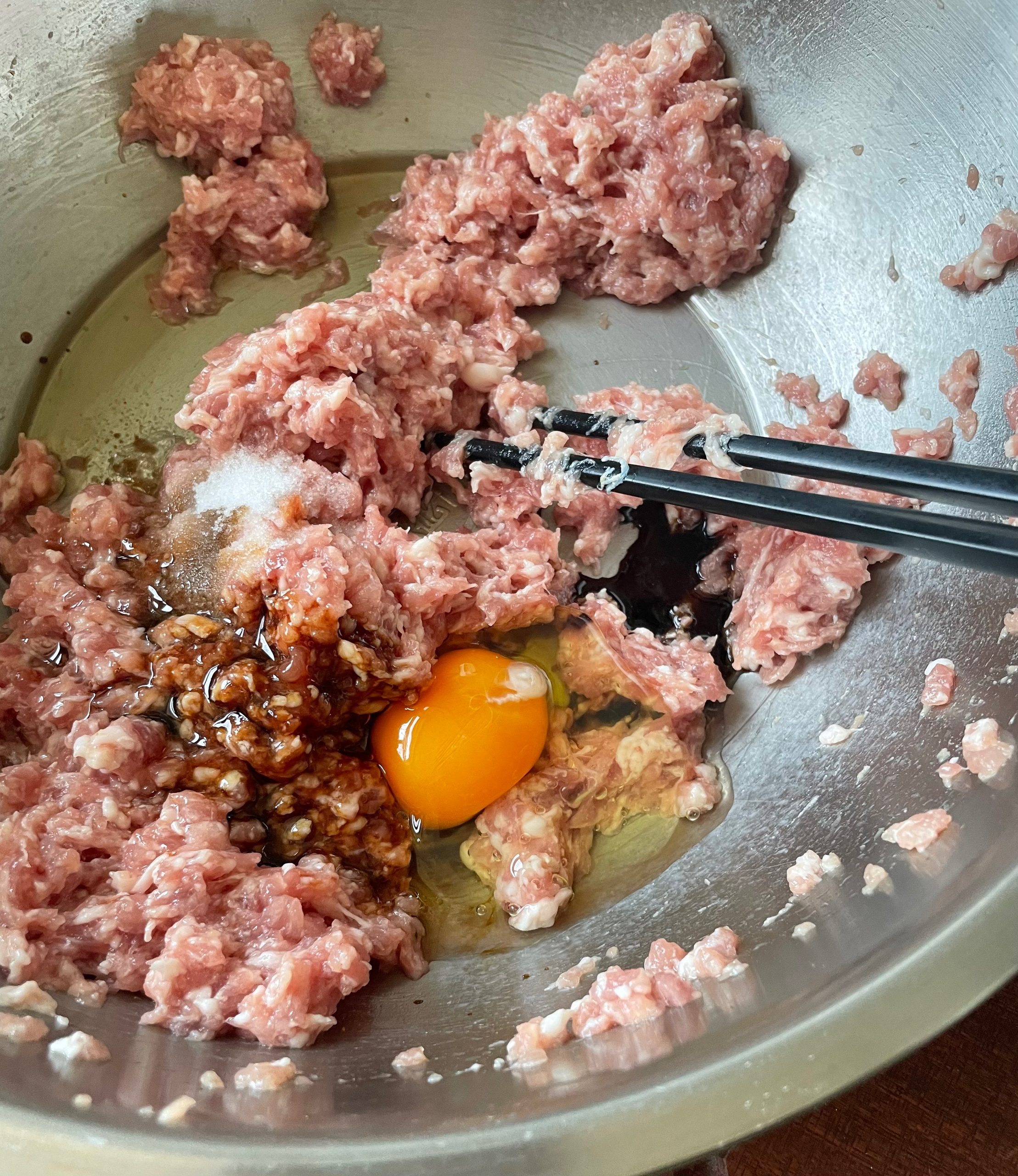 🥟韭菜肉三鲜饺子🥟的做法 步骤7