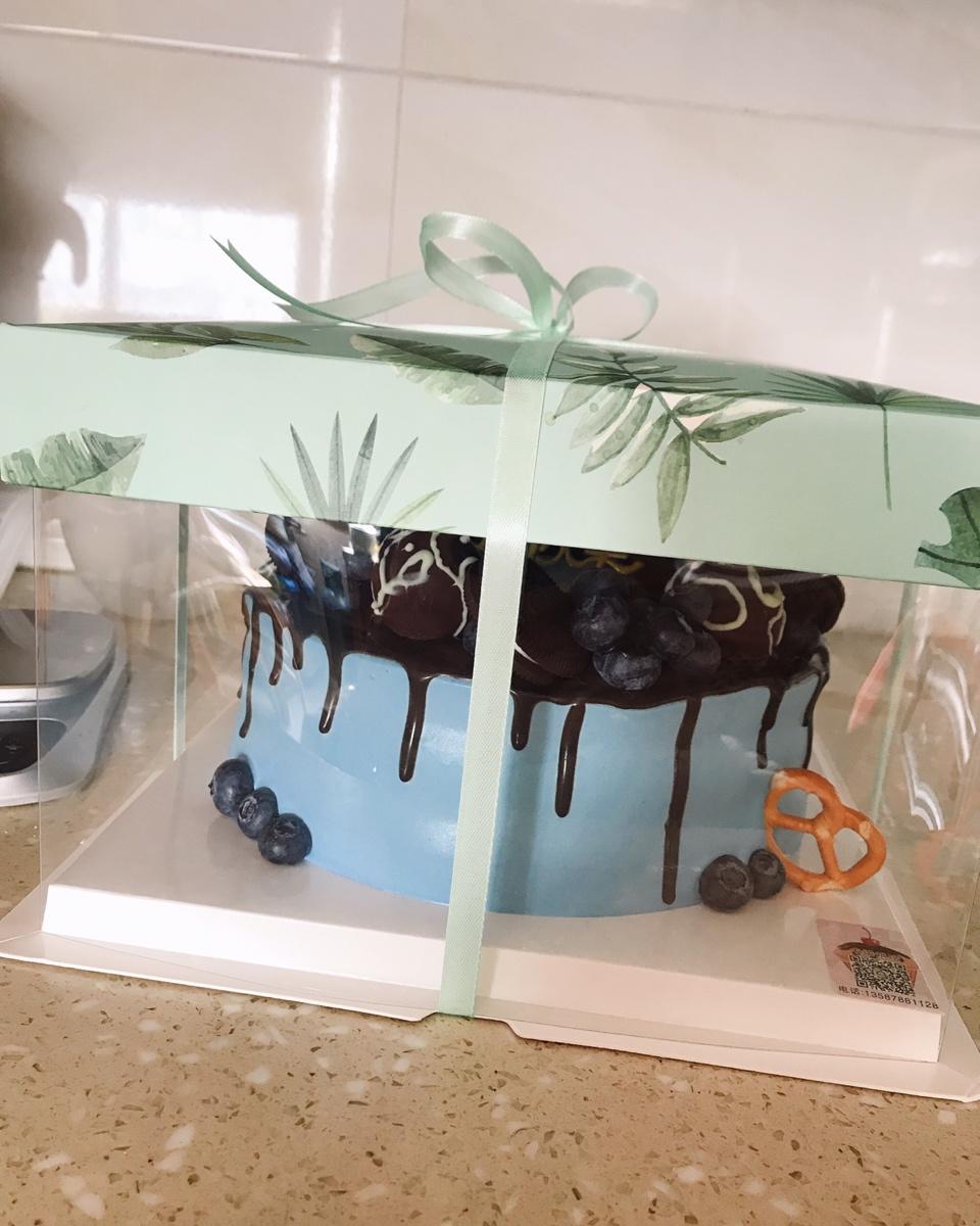 水果奶油蛋糕