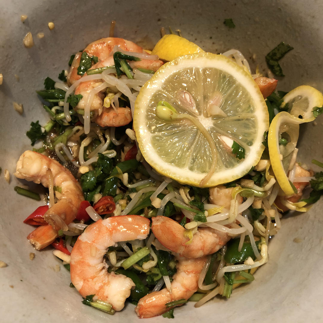 柠檬酸辣虾，冰镇下太太太好吃了！