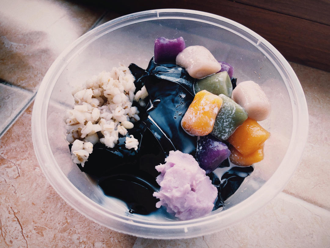 椰浆红豆芋圆烧仙草