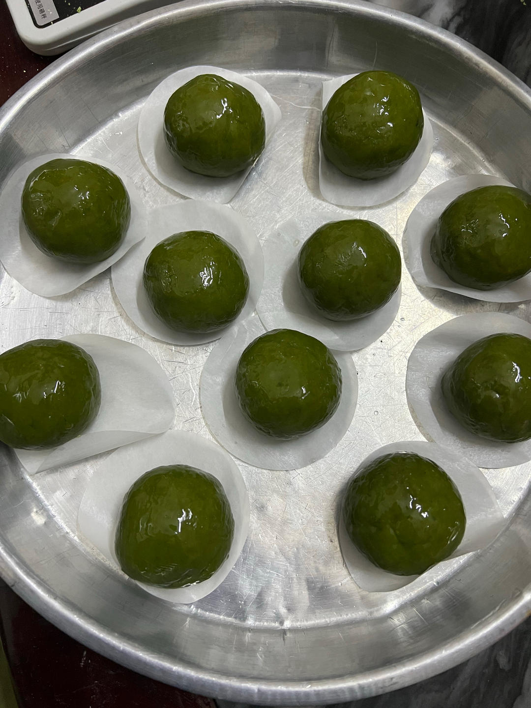 清明必吃的艾草青团