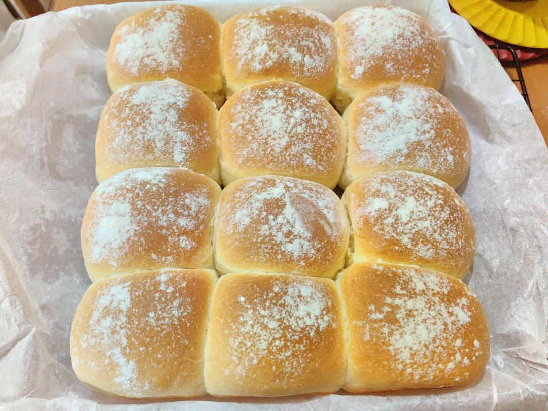 如云朵般☁️ 软白淡奶油餐包｜消耗淡奶油