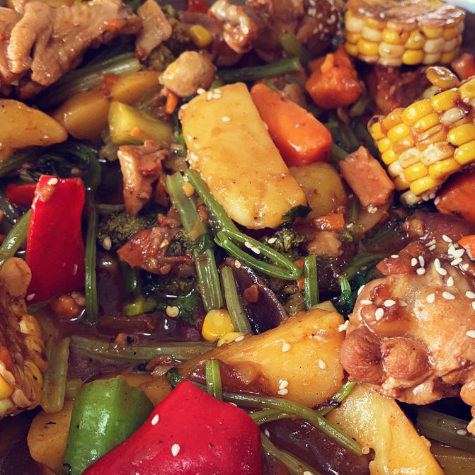 能和饭店媲美的三汁焖锅