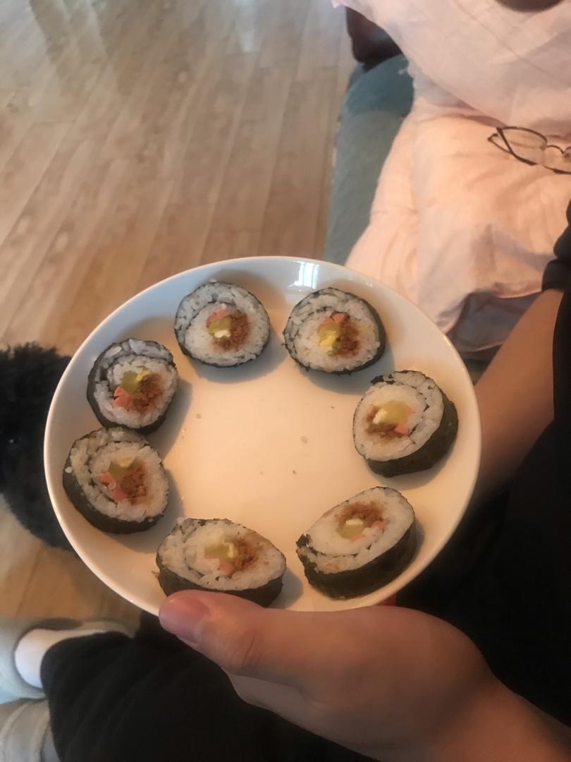 紫菜卷寿司