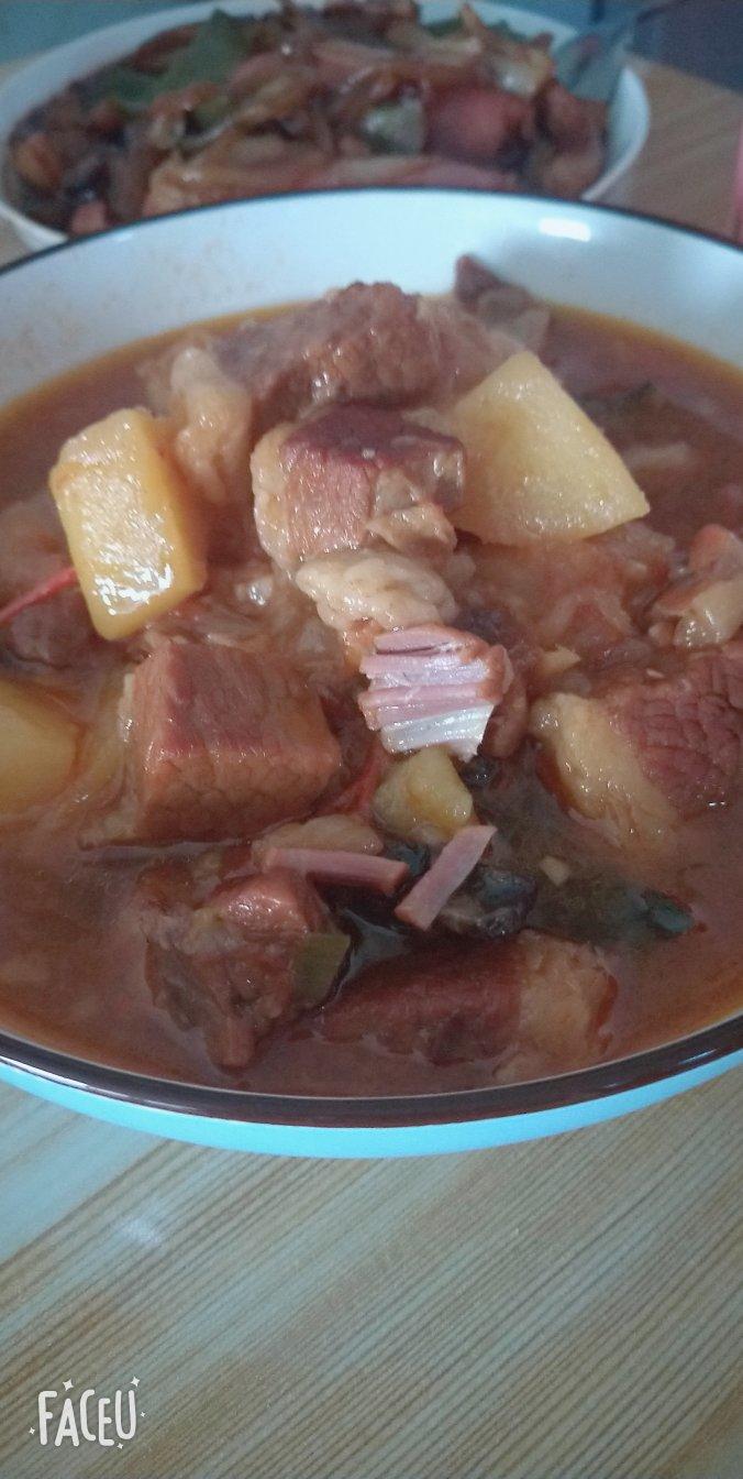 番茄土豆炖牛腩
