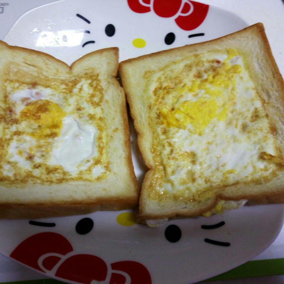 宝贝,潴做的香煎鸡蛋吐司