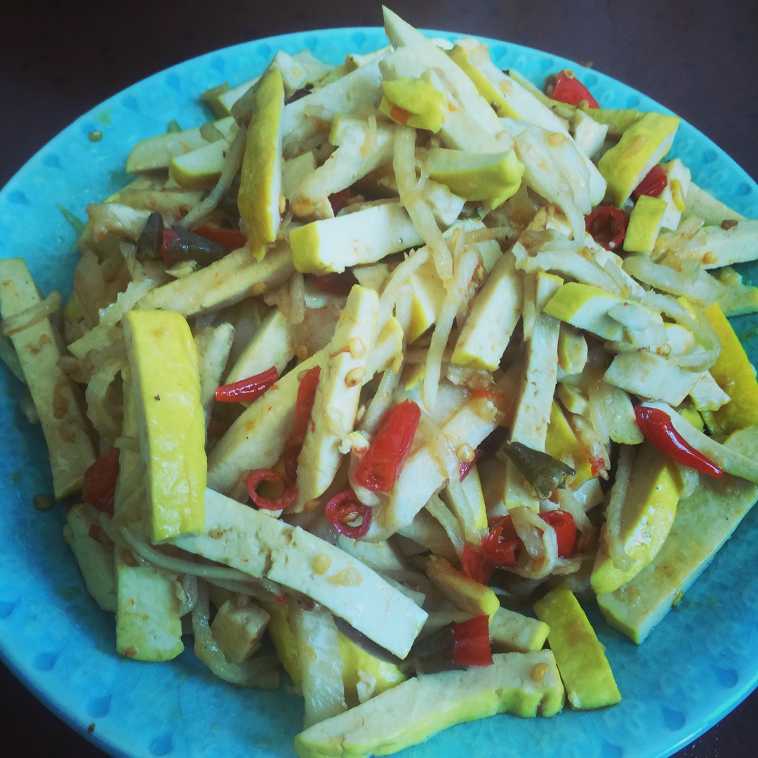 青椒香干炒肉丝