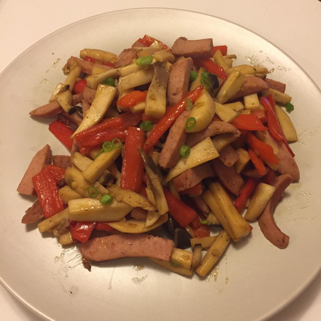青椒素炒杏鲍菇
