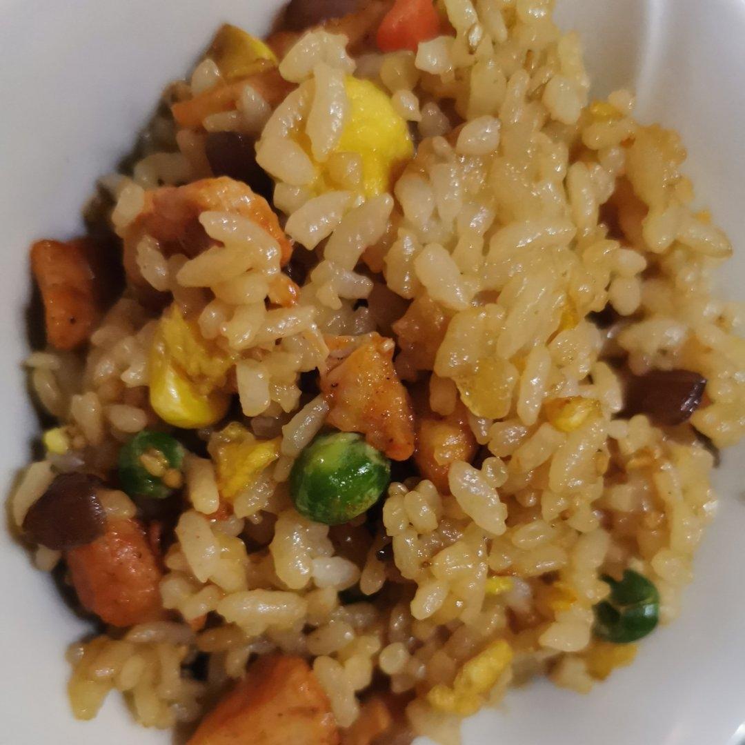 照烧鸡肉炒饭（必胜客）