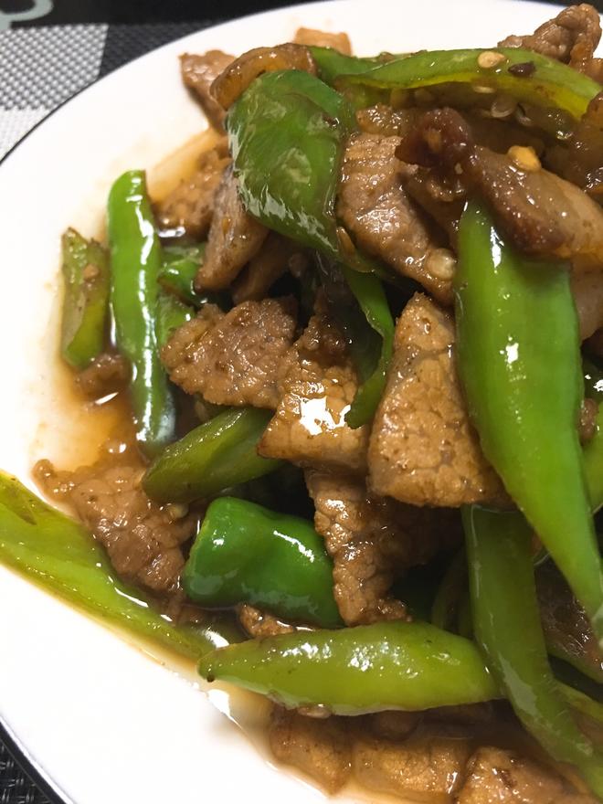 超下饭的湖南名菜～辣椒炒肉的做法