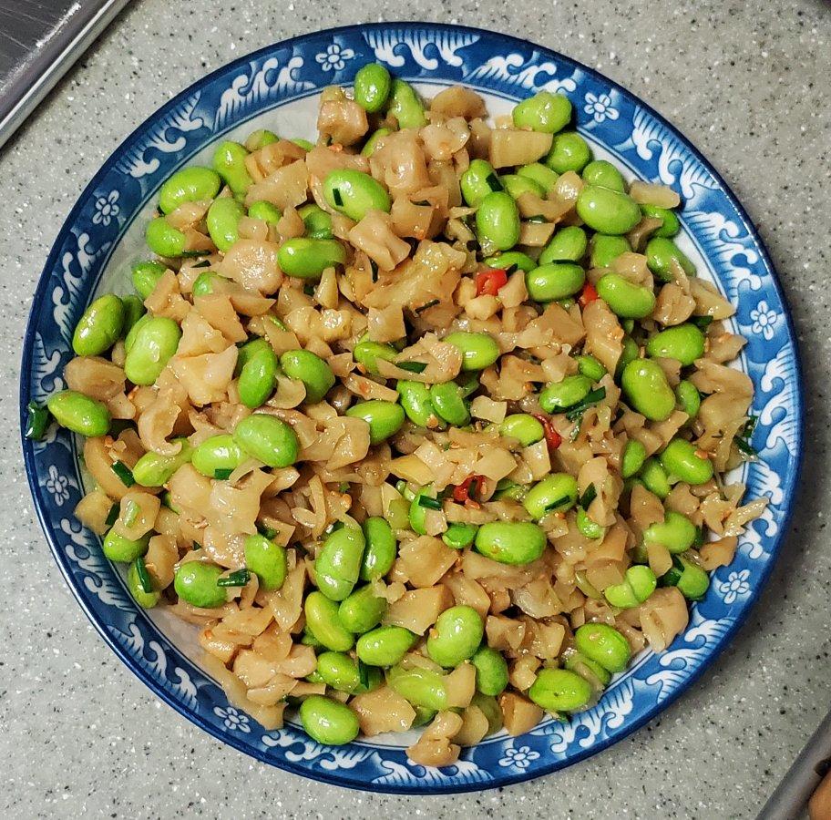 萝卜干炒毛豆