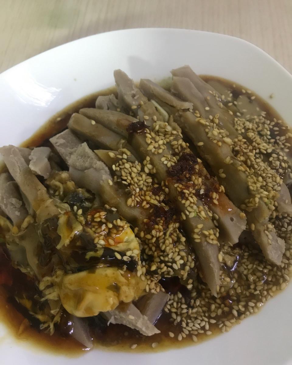 薛峰小铁锤妈妈做的自制荞面灌肠