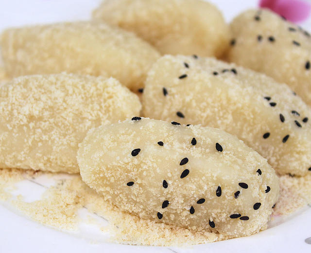 牛奶麻糬,一蒸一揉既顺滑又Q弹,同场加映自制花生粉的小秘籍的做法