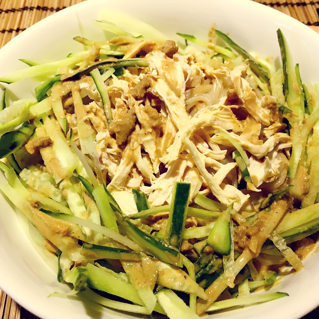 麻酱鸡丝凉面