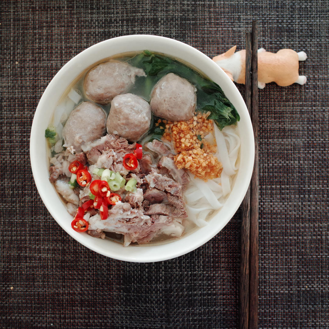 【地方风味】广东潮汕的标志——牛肉丸粿条汤