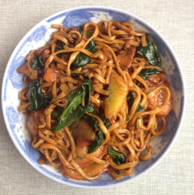 肉丝炒面的做法