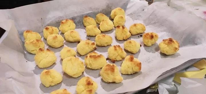 生酮 乳酪椰蓉球