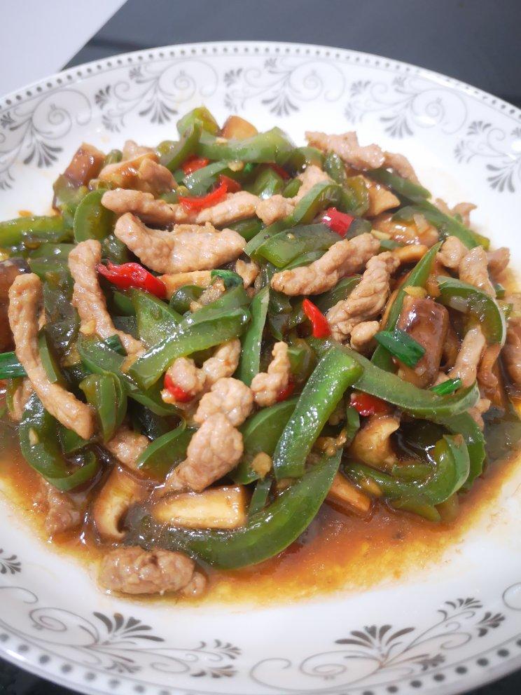 家常菜青椒炒肉