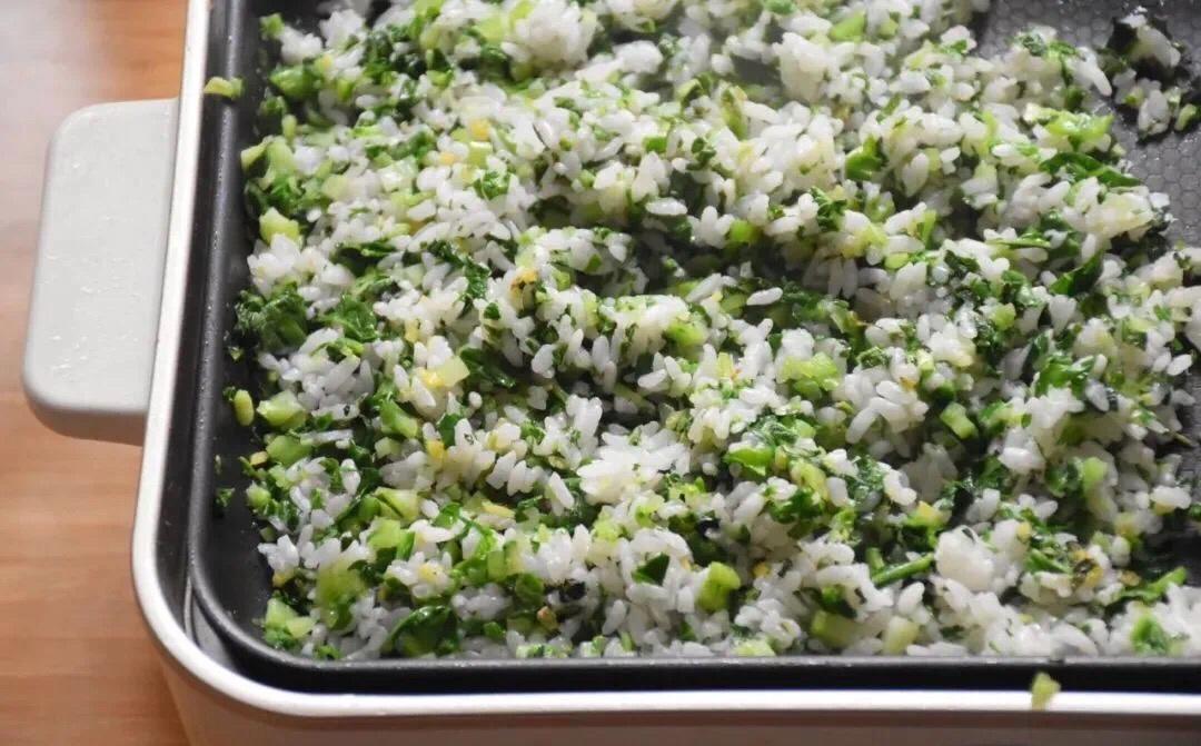 芥菜炒饭的做法