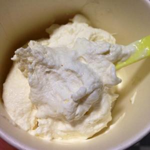 榴莲酸奶冰激凌的做法 步骤1